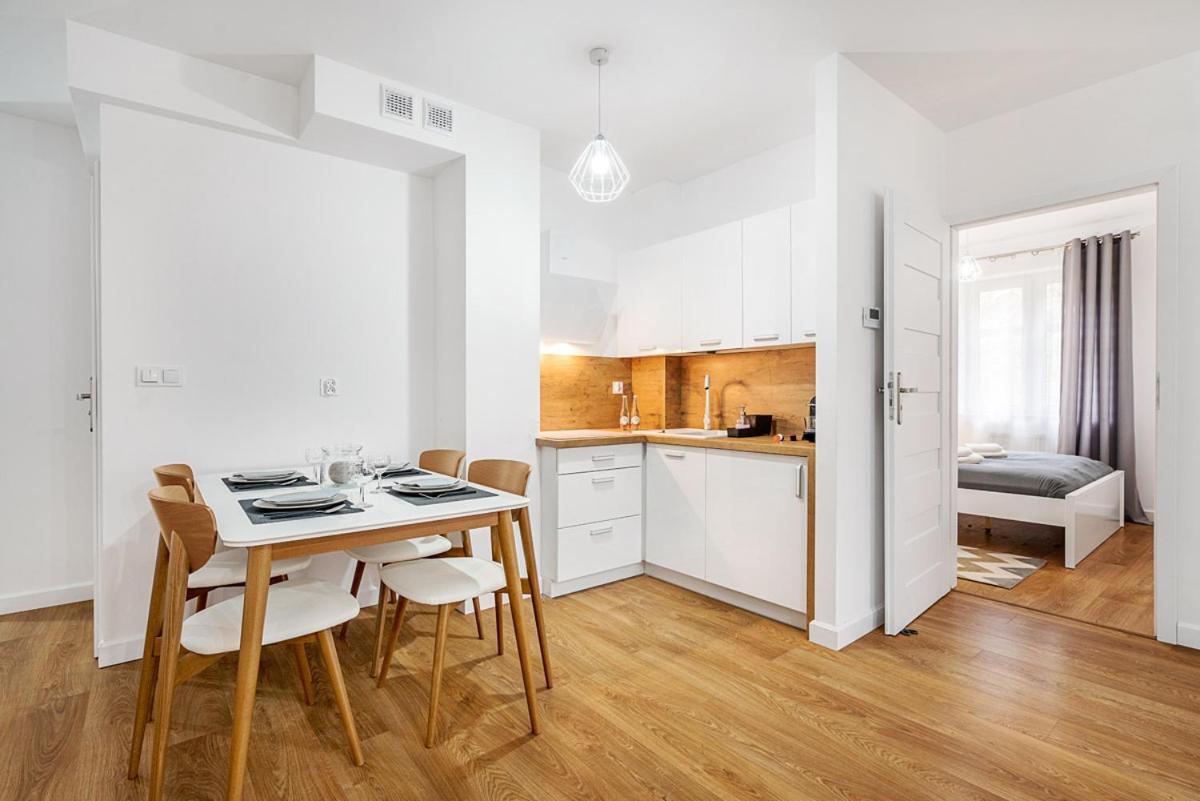 Gold Apartments Your Holiday Home Rodzinny 3 Krynica Zdroj Bagian luar foto