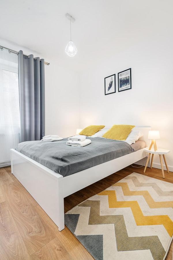 Gold Apartments Your Holiday Home Rodzinny 3 Krynica Zdroj Bagian luar foto