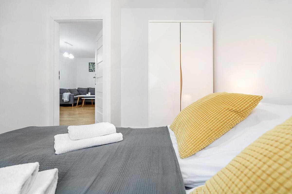 Gold Apartments Your Holiday Home Rodzinny 3 Krynica Zdroj Bagian luar foto